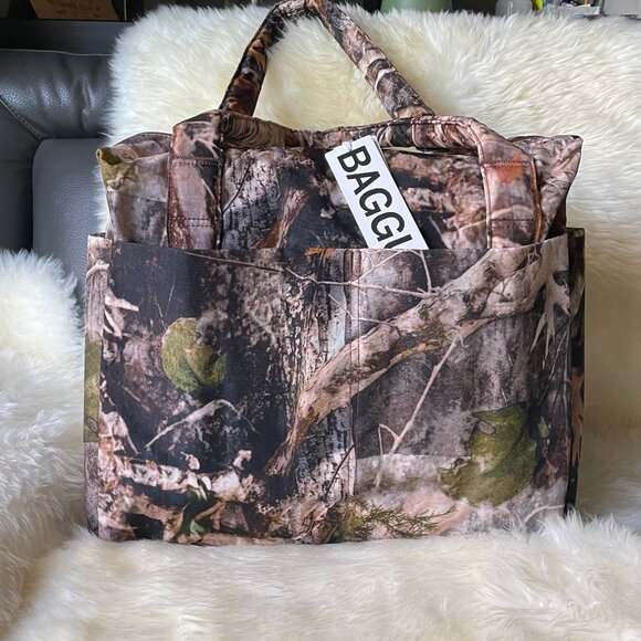 NWT Baggu Small Cloud Carry-on - Photo Forest - Picture 3 of 11